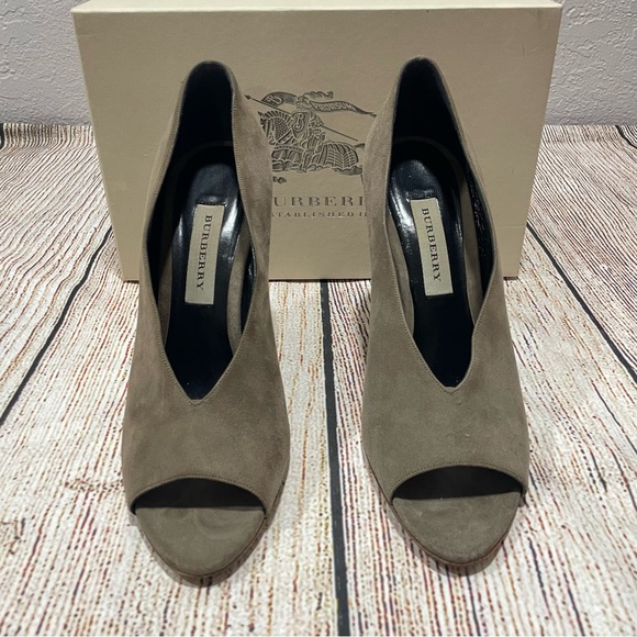 Burberry Brown Wedge Heels Sz 41 (US 11) - Picture 1 of 6
